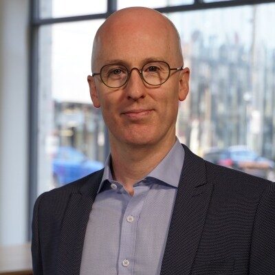 Andrew Cameron headshot